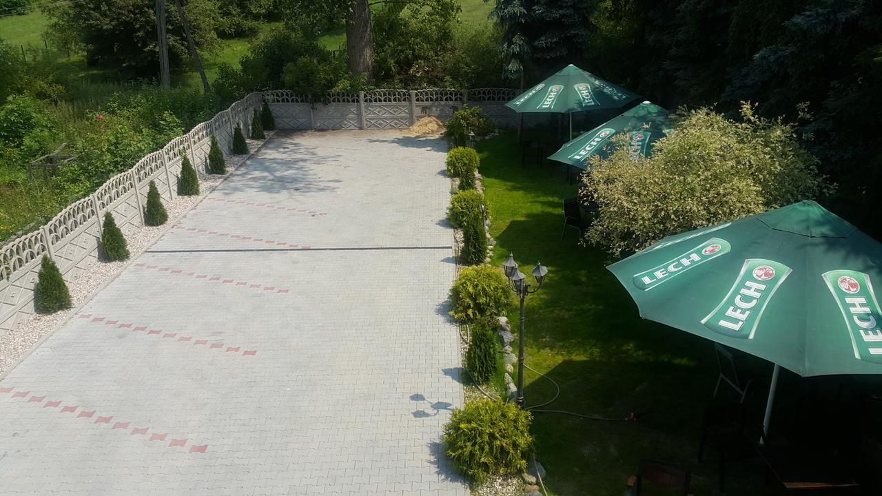 Route One - Restauracja & Pokoje Hotelowe Zgierz Kültér fotó